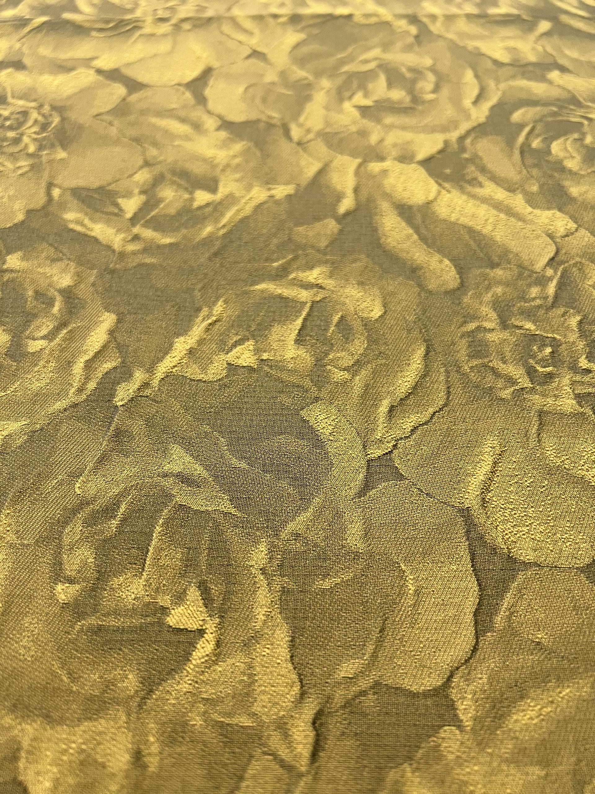 Polyester Matelassé in Mustard