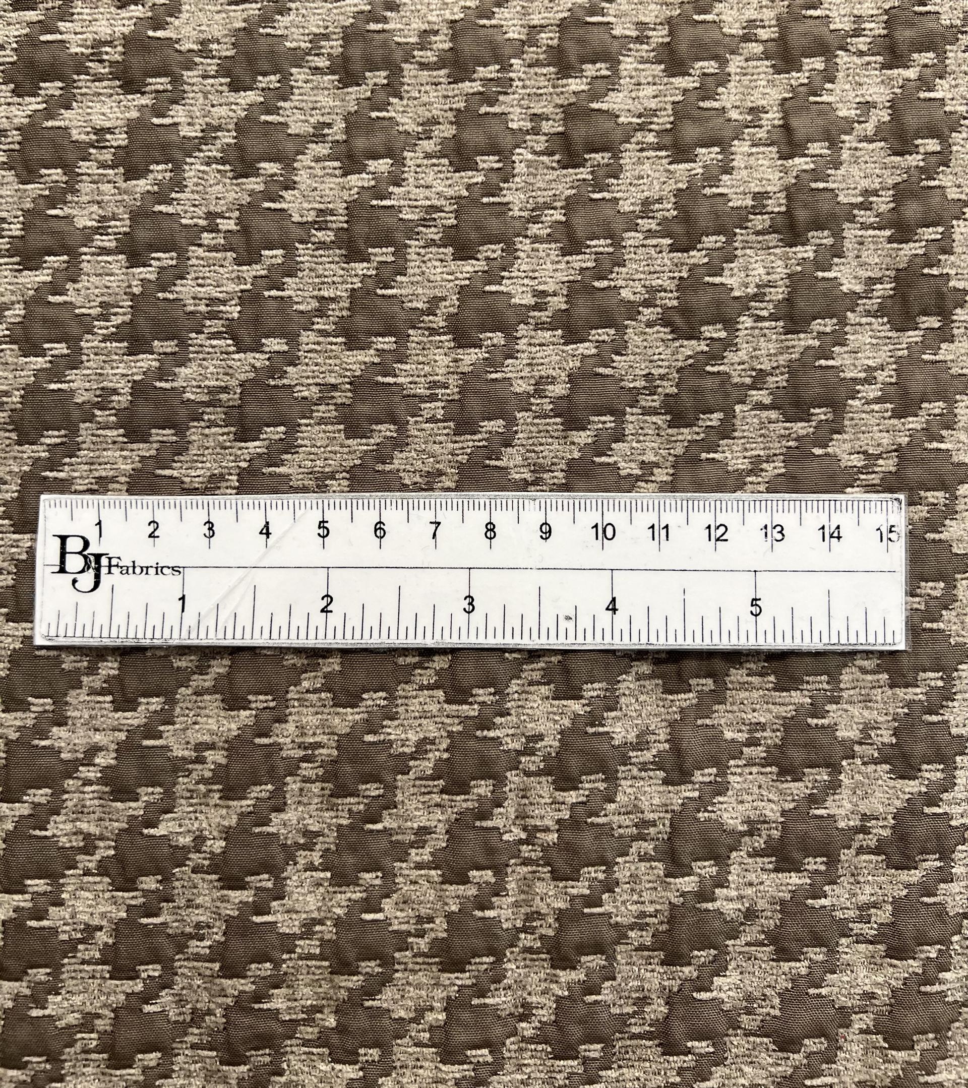 Houndstooth Chenille Brocade in Taupe