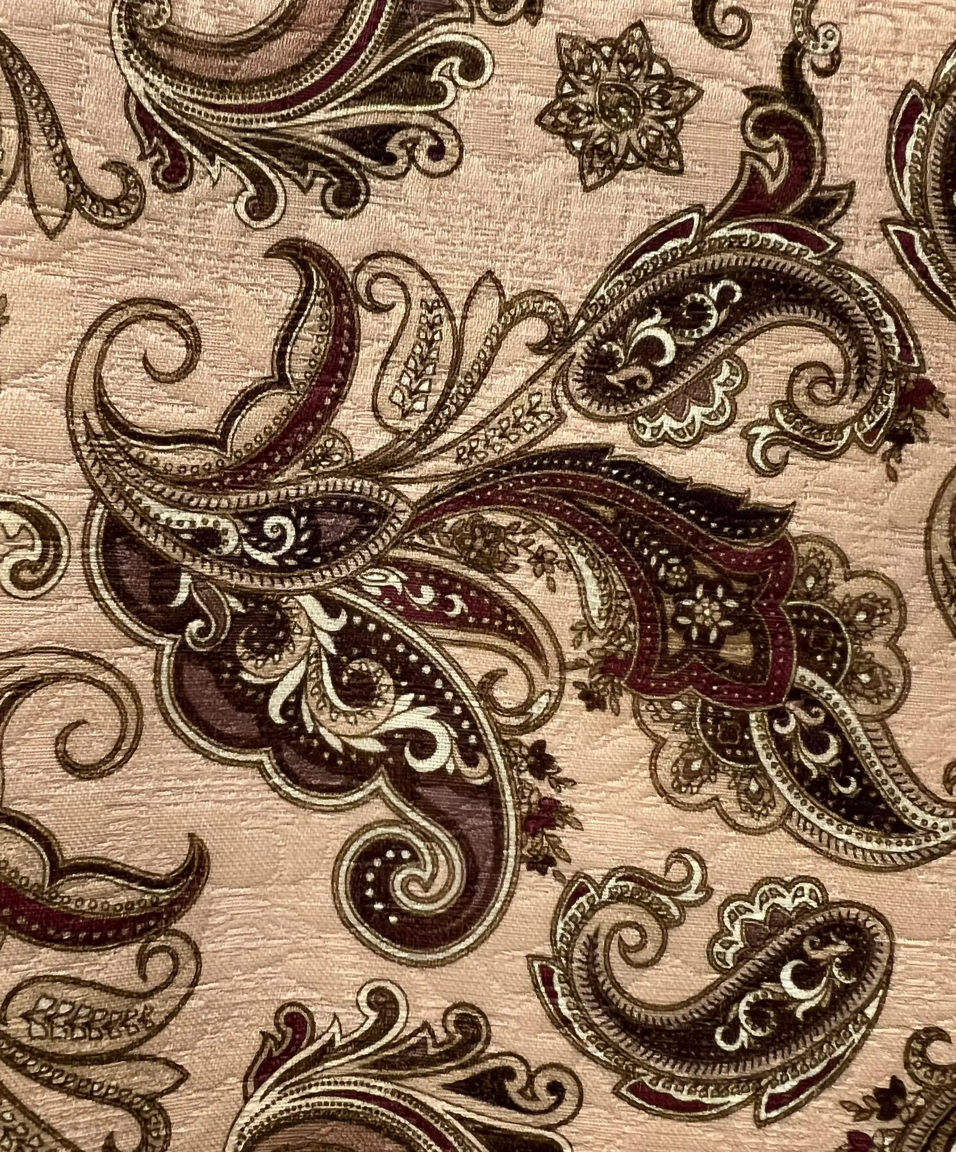 Italian Silk & Wool Mattelasse with a Blush Paisley Print