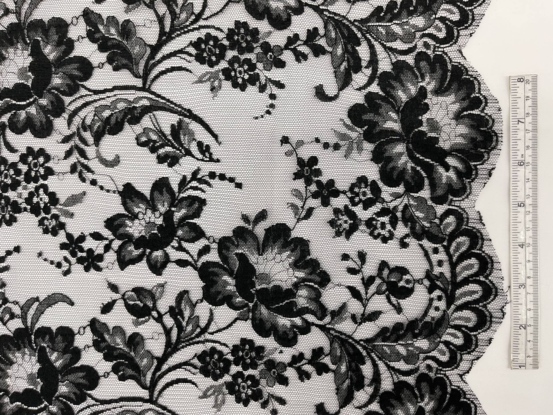 Made in France Chantilly Lace