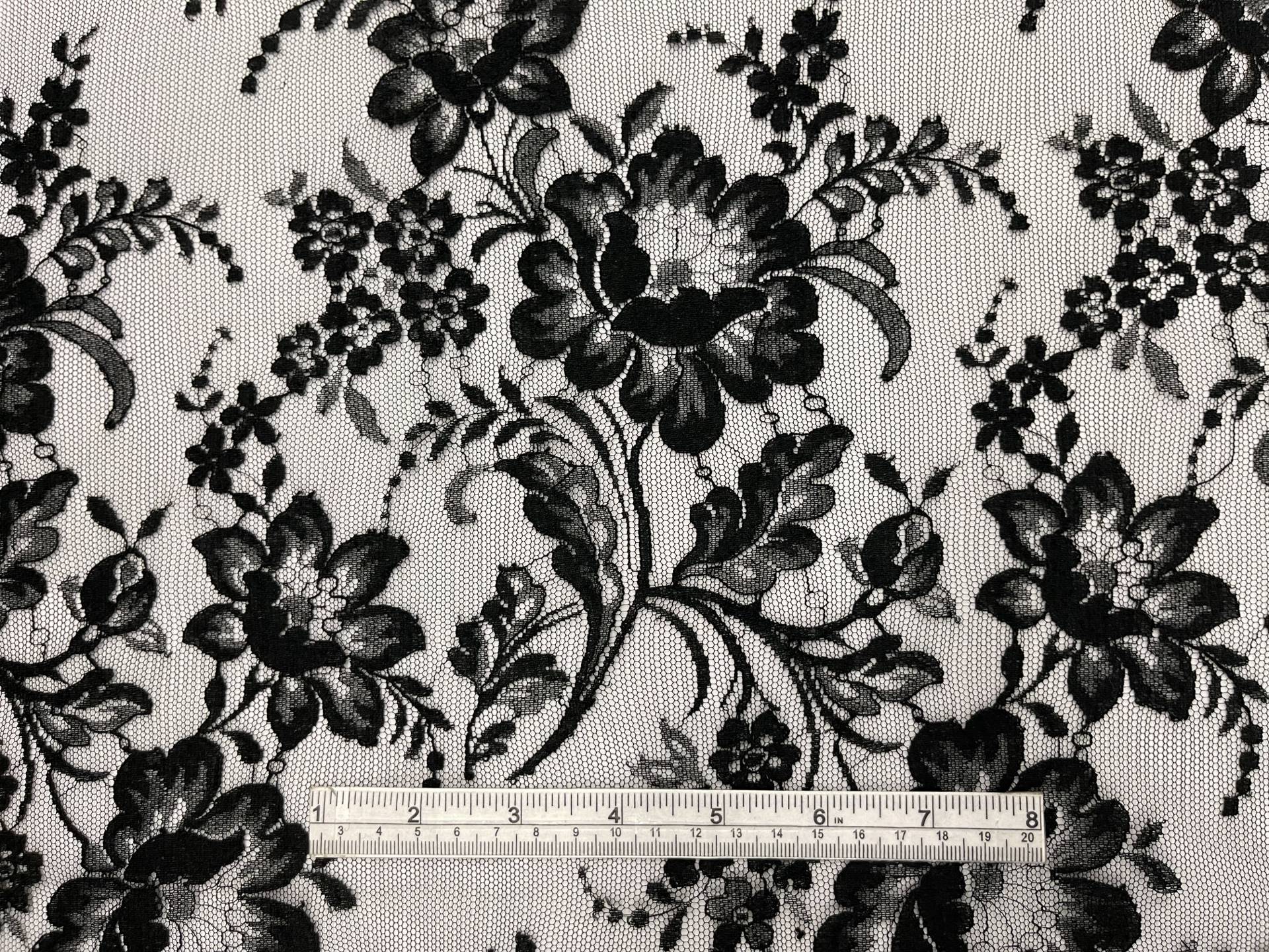 Made in France Chantilly Lace