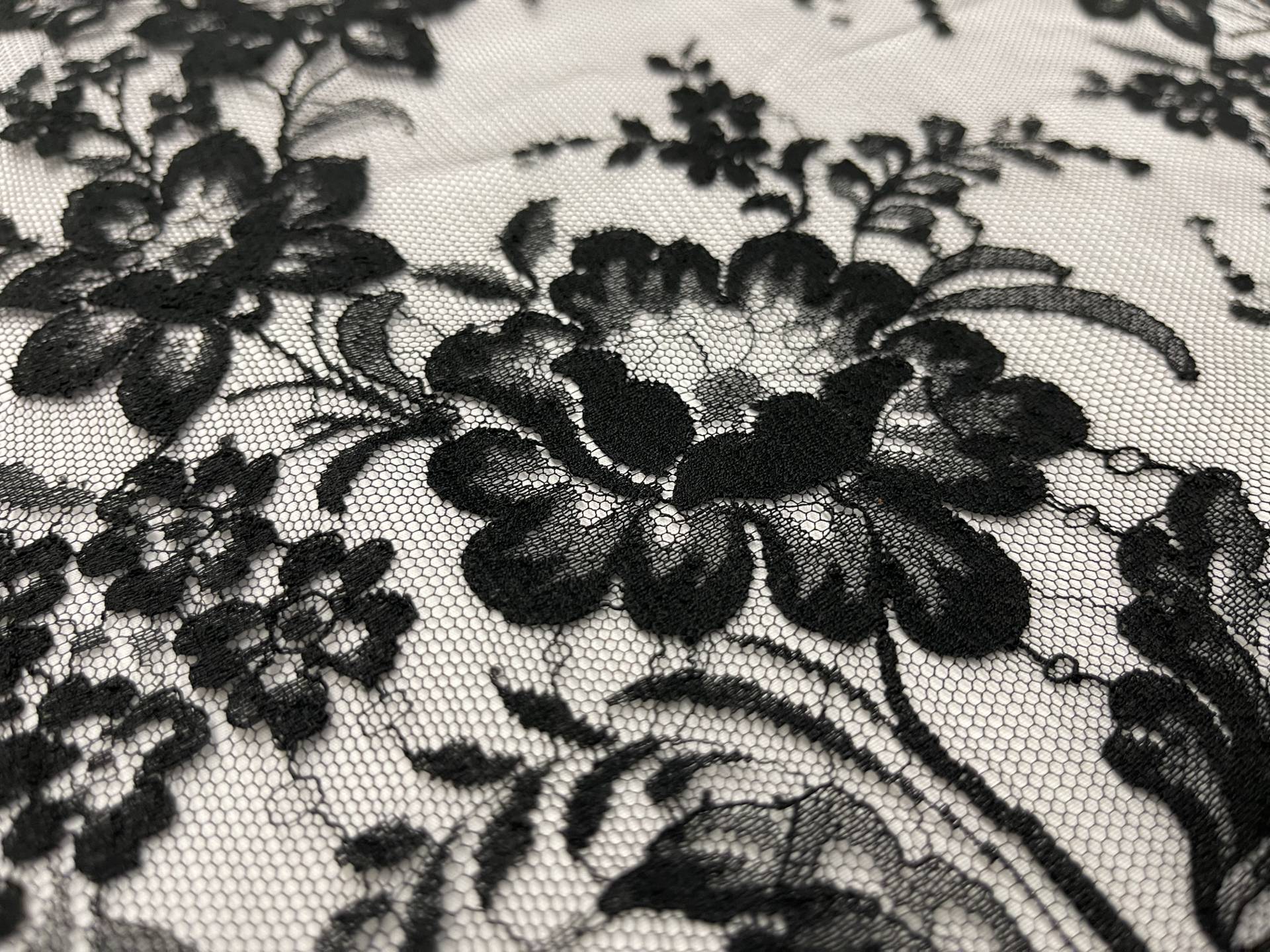 Made in France Chantilly Lace