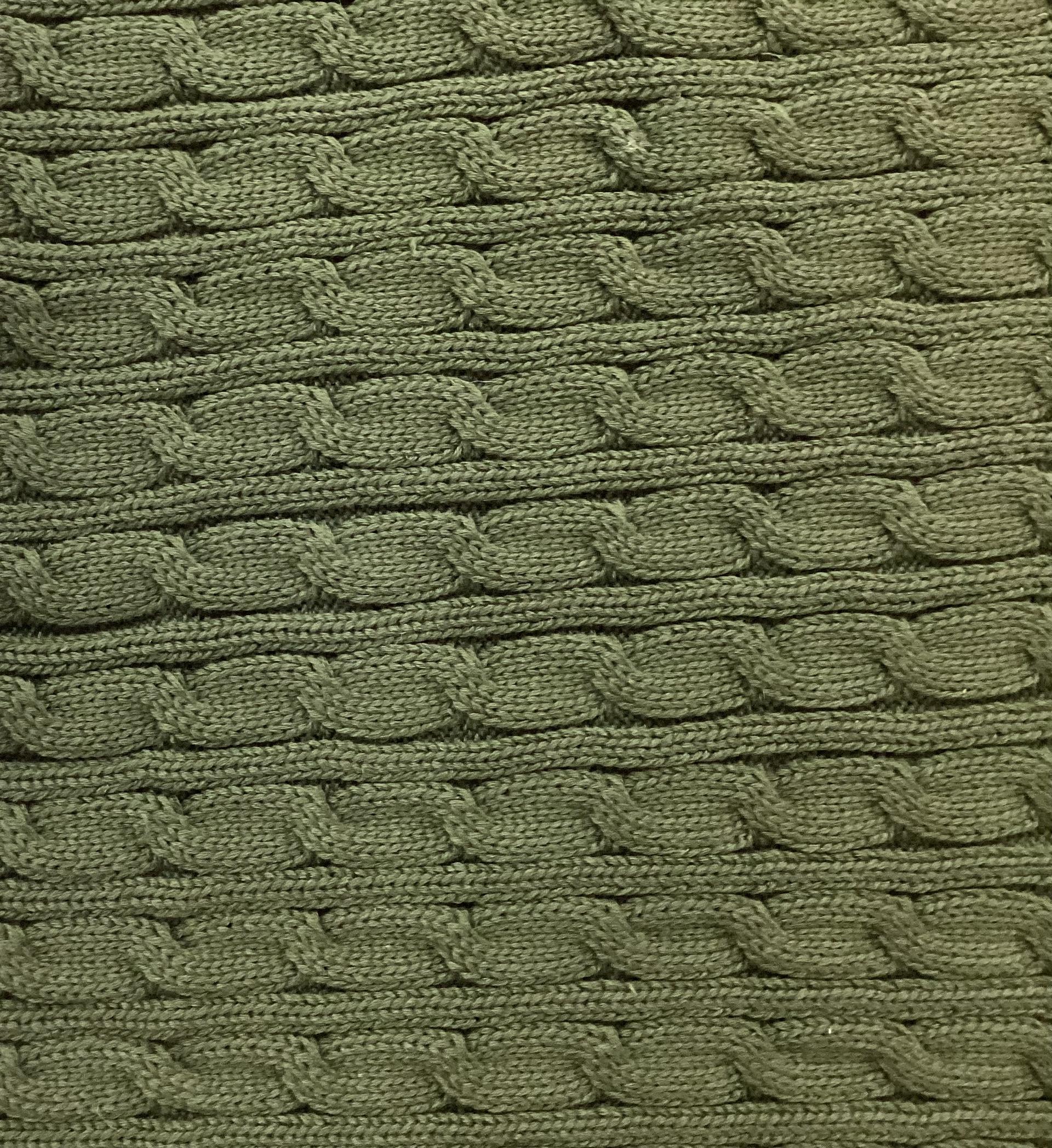 100% Cotton Cable Knit In Pine Green