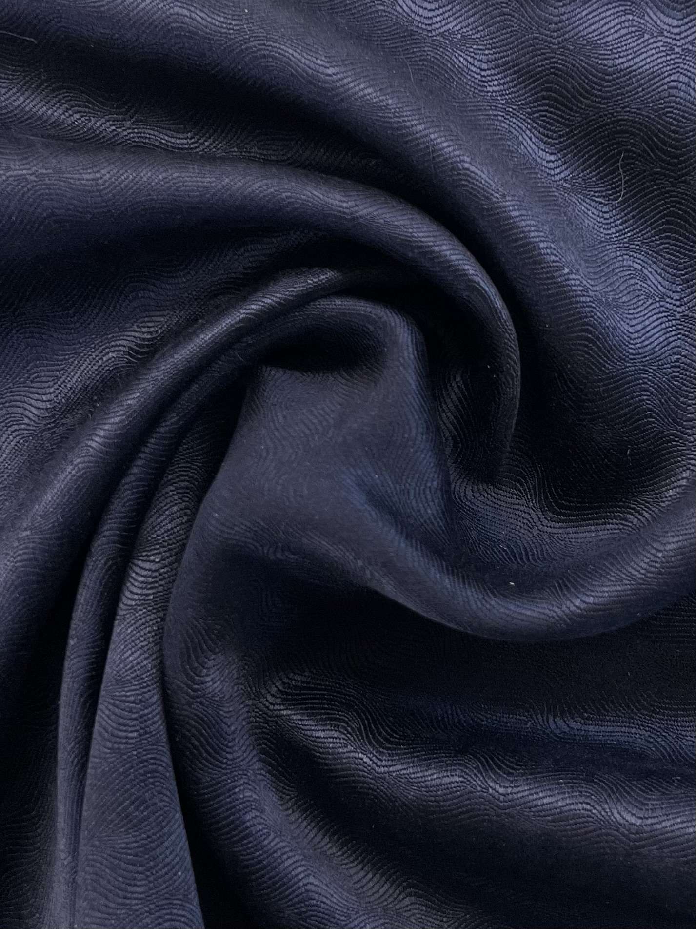 Made in Italy Pure Silk Wave Pattern Jacquard in Regal