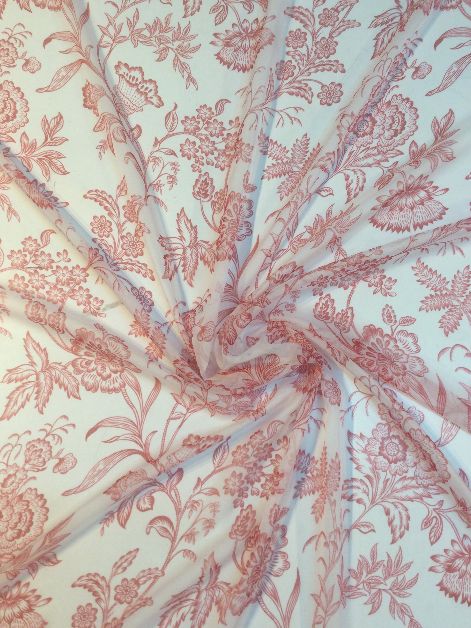 Polyester Chiffon Print in Red/White