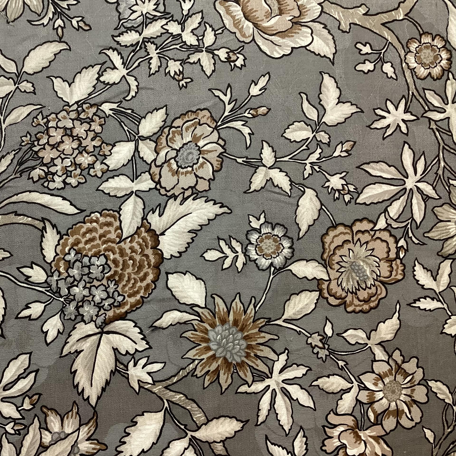 LINEN & RAYON PRINTED JACQUARD IN EARTH TONES ON GREY