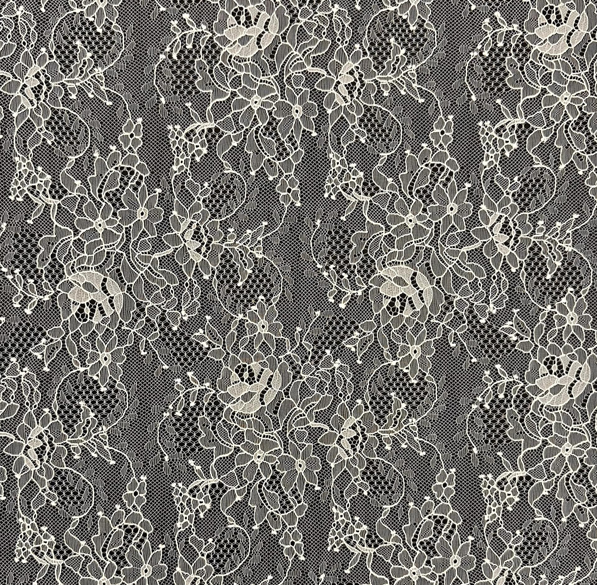 Chantilly Lace in Ivory