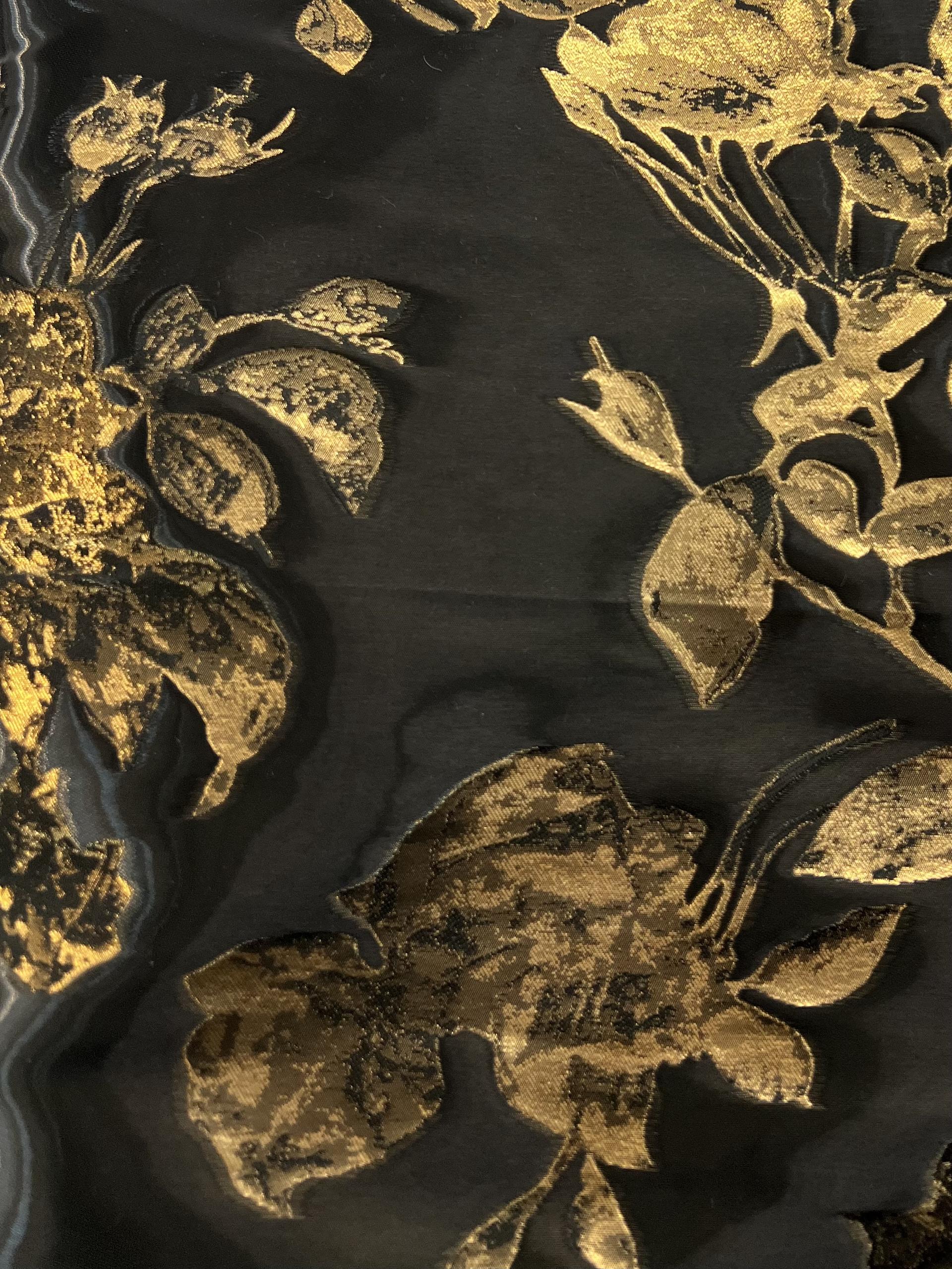 Made in Spain Liquid Satin Metallic Fill Coupe in Gold