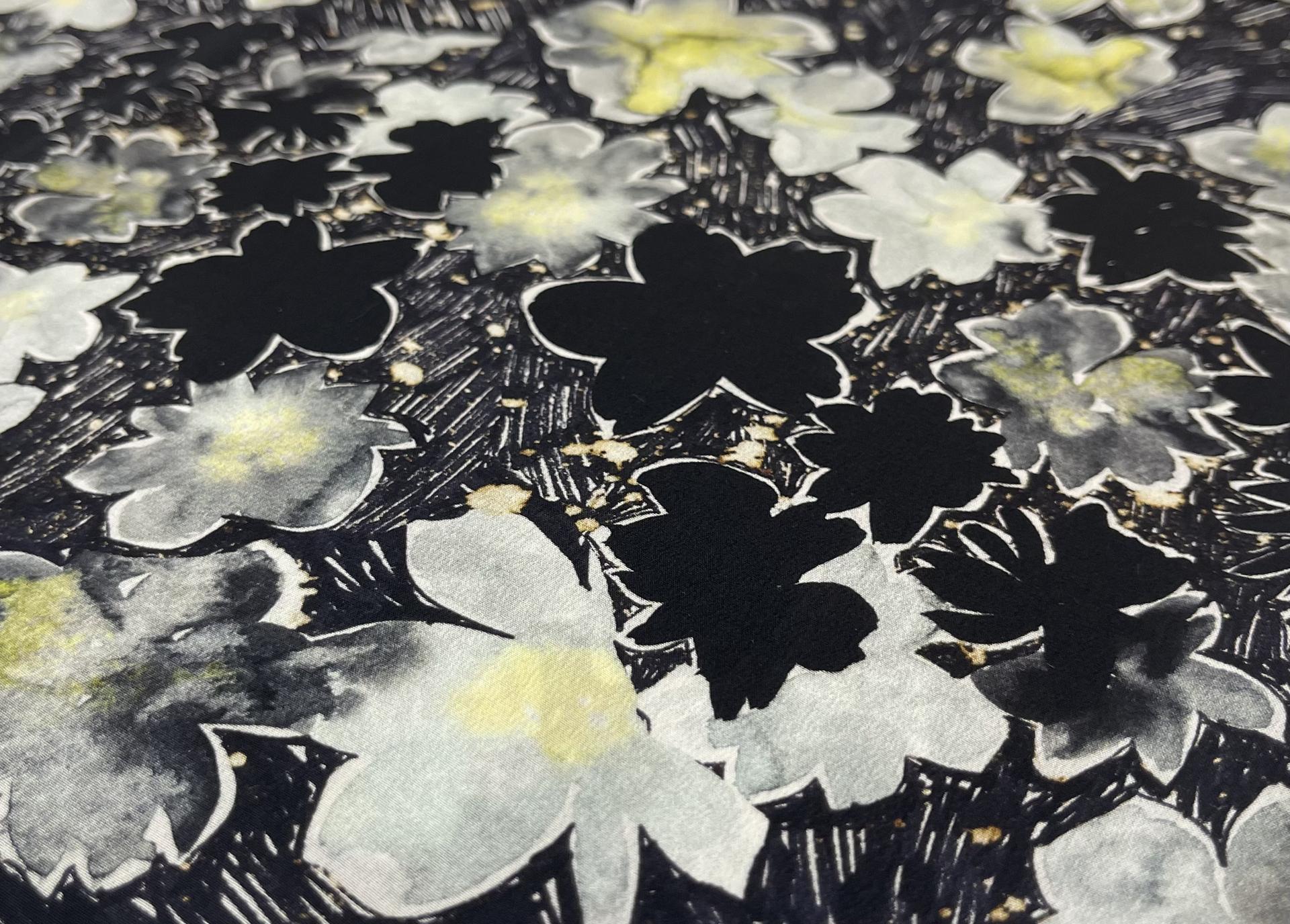 100% Silk Crepe De Chine Floral Print In Light Grey/Yellow On Black