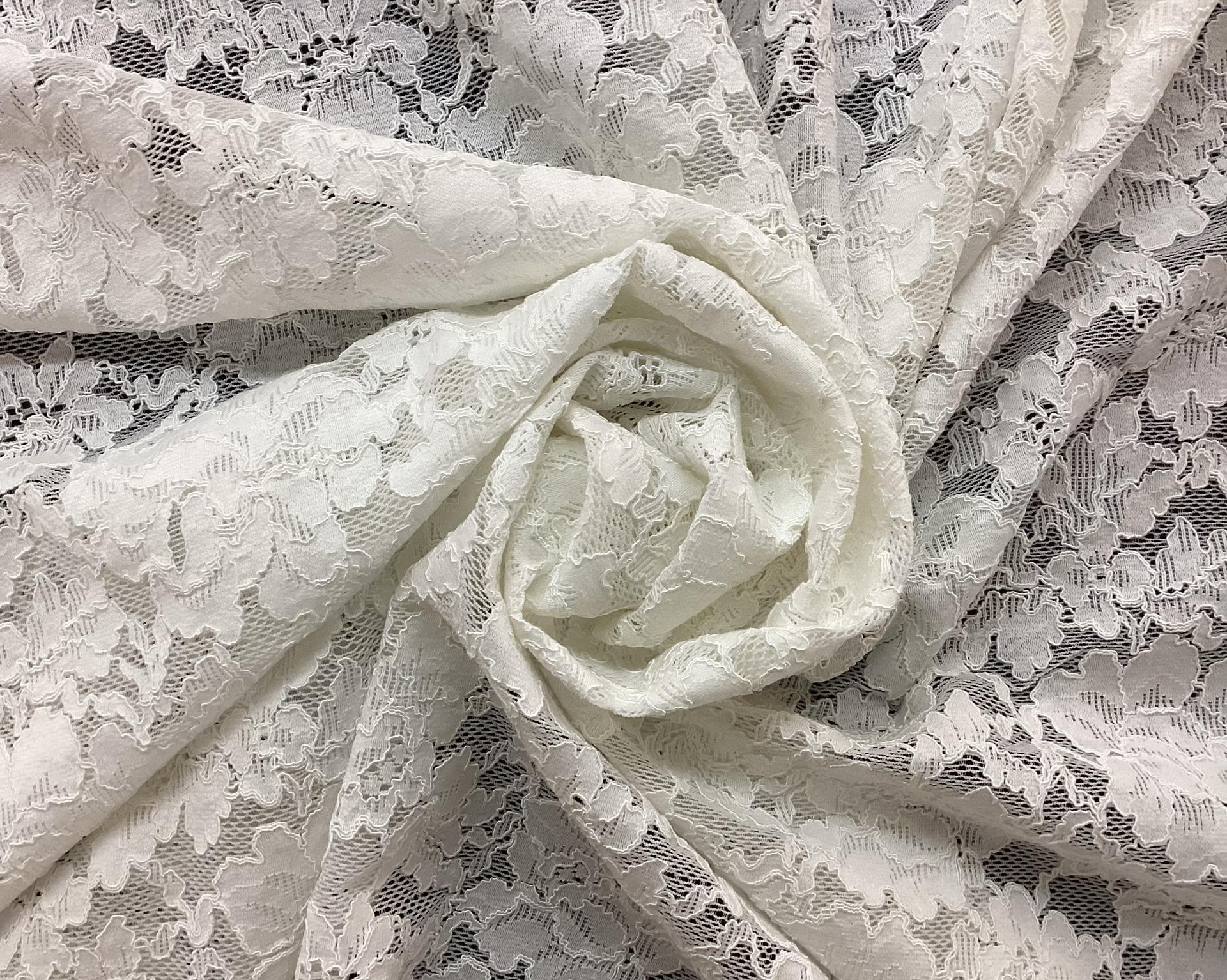 Domestic Stretch Chantilly Lace In Pearl