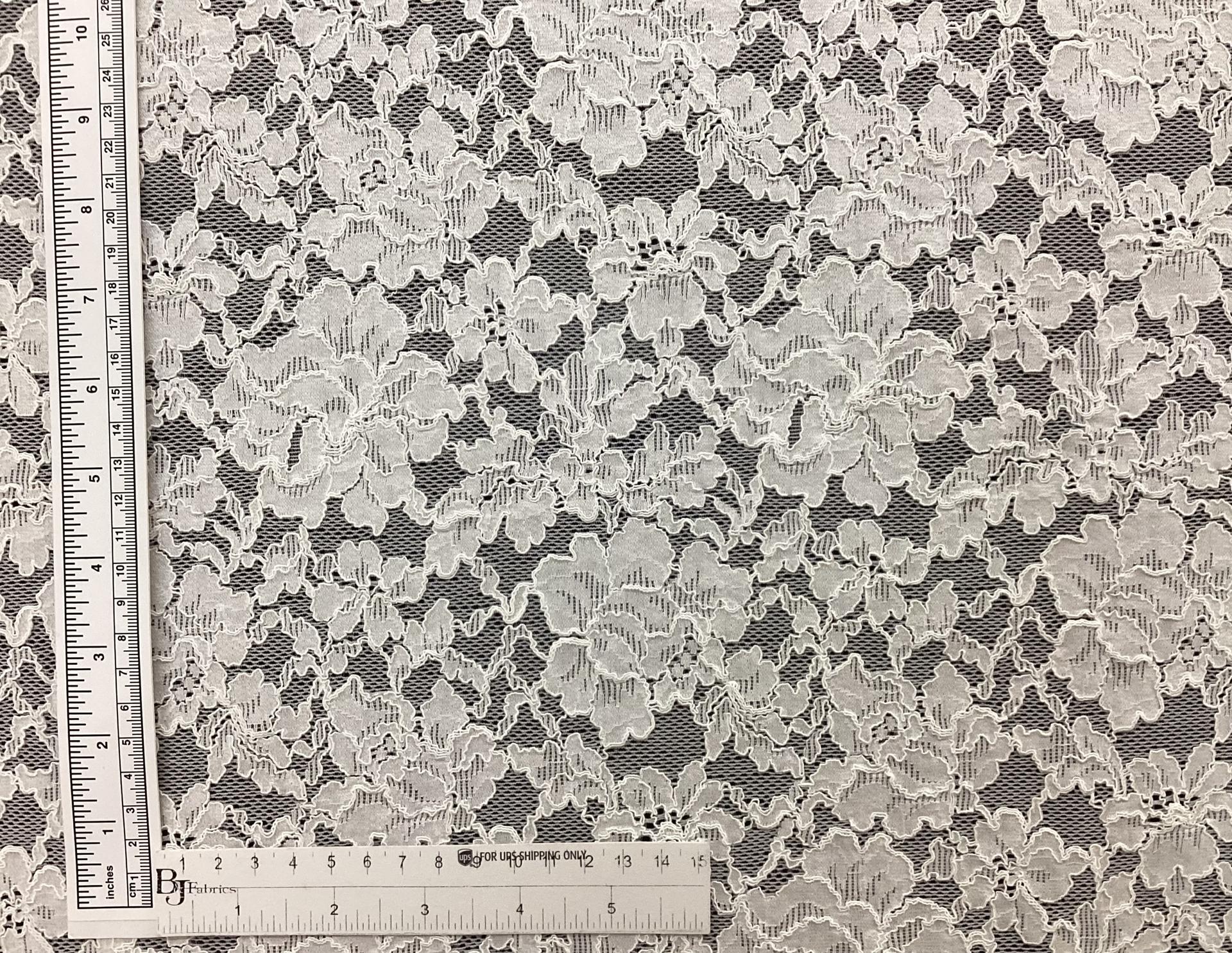 Domestic Stretch Chantilly Lace In Pearl