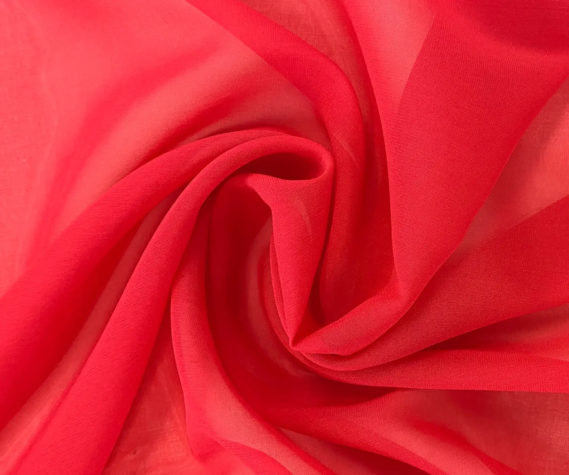STRETCH SILK CHIFFON 92% SILK/8% LYCRA (10 MOMME)