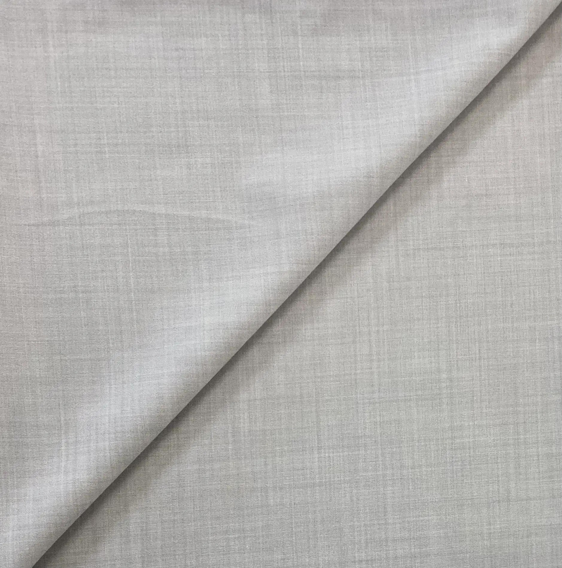 Made in Austria 55% Polyester 45% Wool Tropical