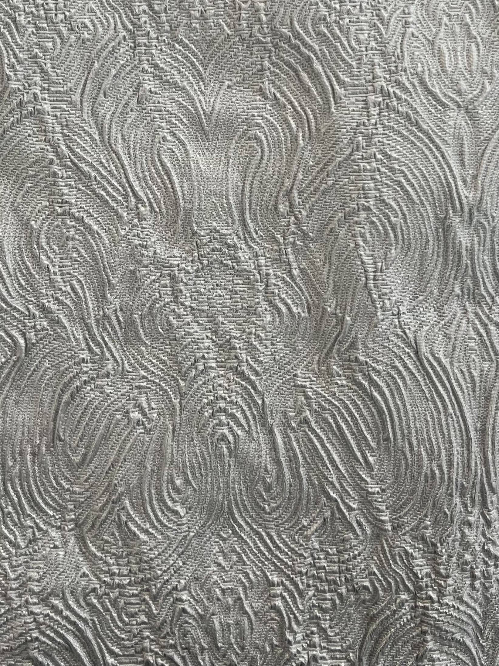 Stretch Cloqué in Lurex Silver