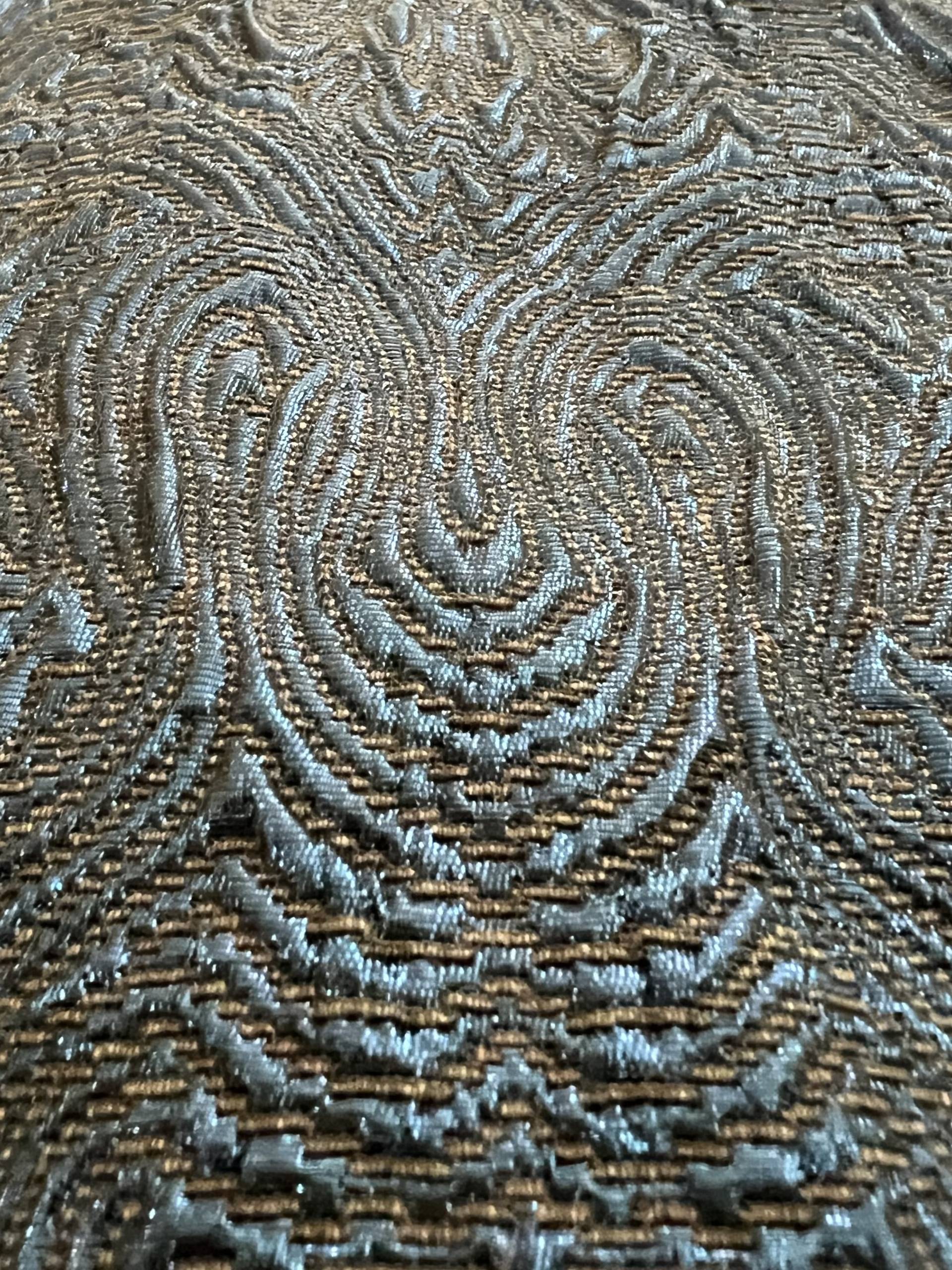Stretch Cloqué in Blue Lurex + Brown
