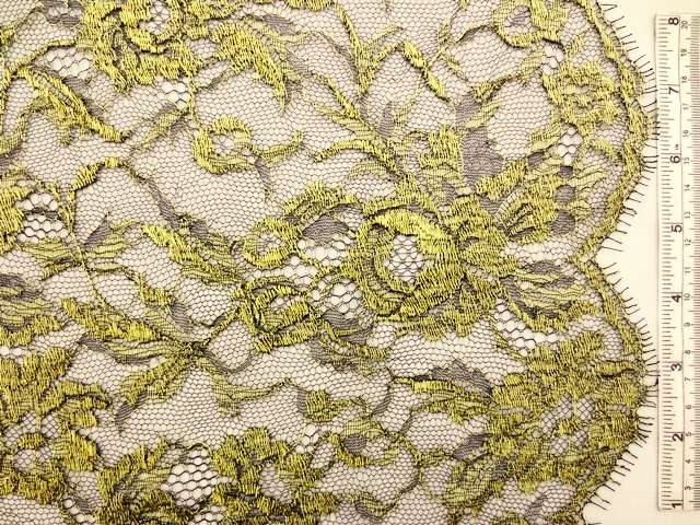 CHANTILLY LACE - BLACK/GOLD