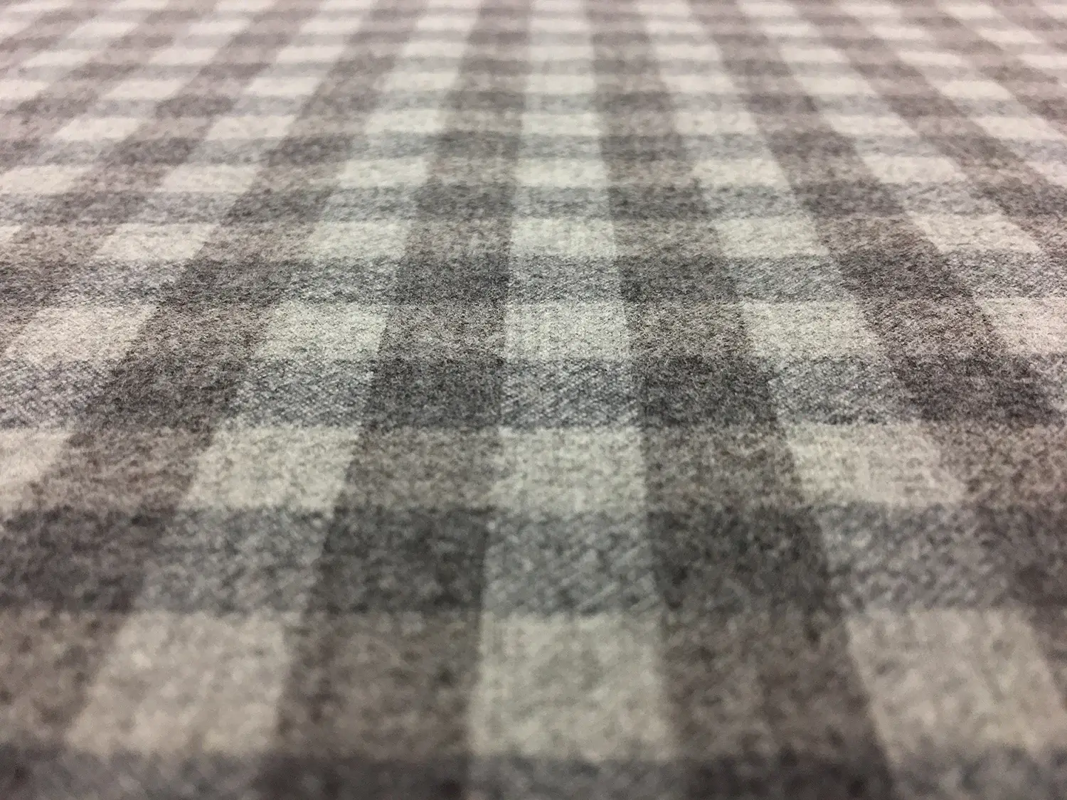 Italian Virgin Wool Stretch Tattersall Plaid Flannel2