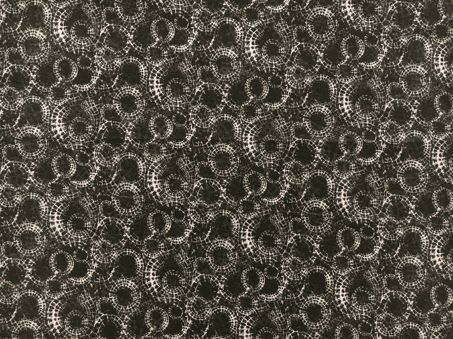 Cotton Broadcloth Print With Spiderwebs Motif0