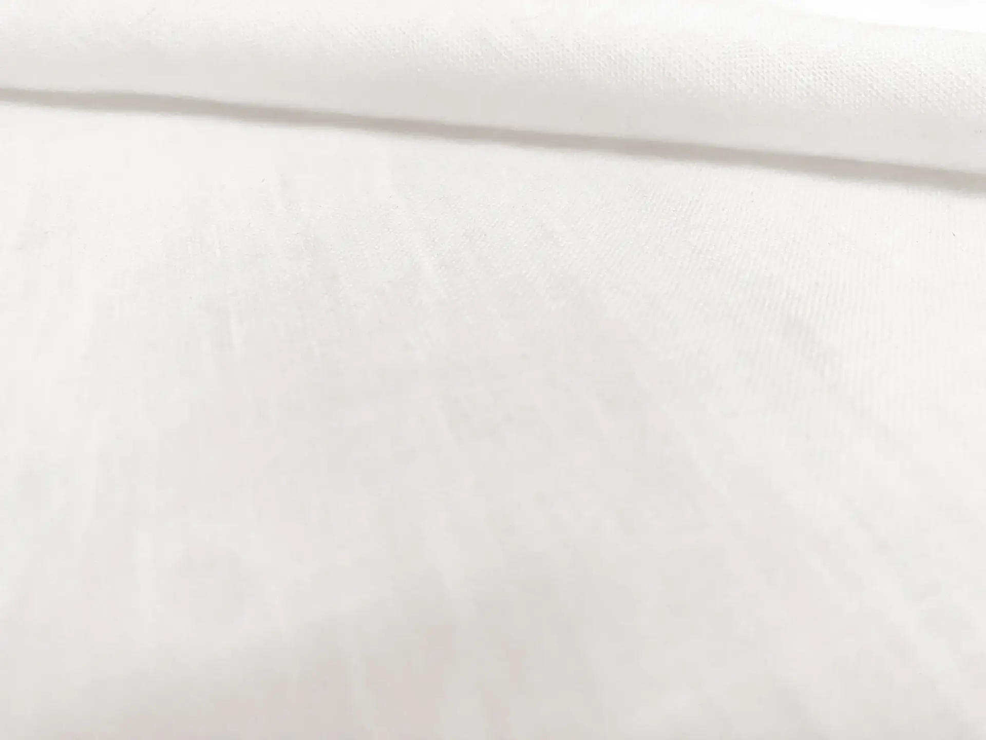 Washed Lightweight Linen in White0