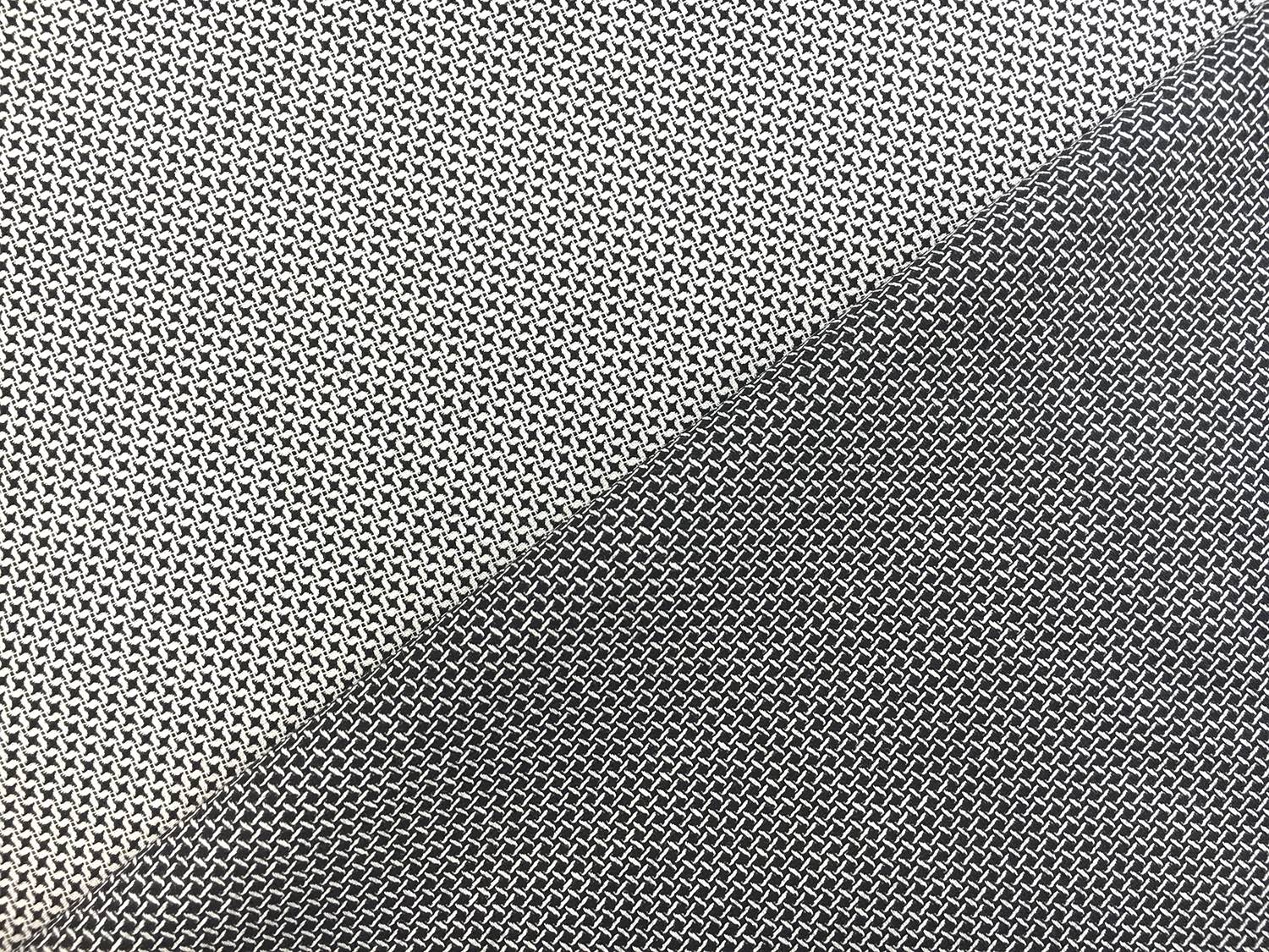 Italian Stretch Wool Novelty Suiting in Black and White0