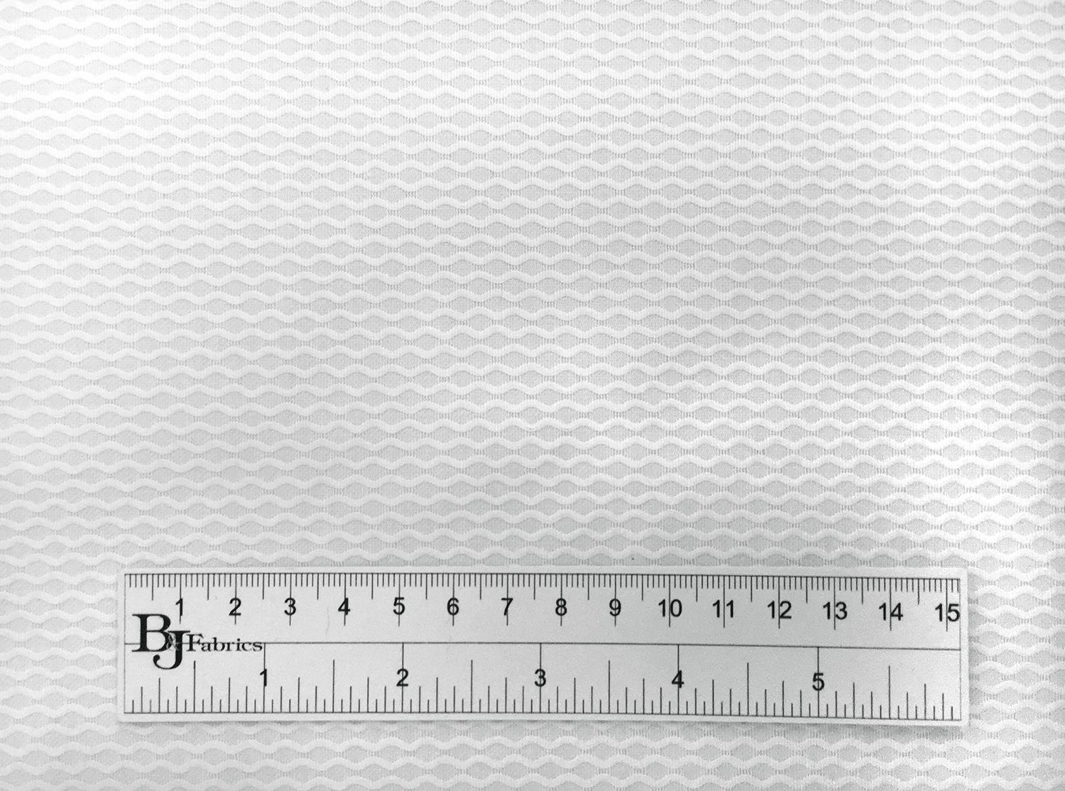 Pima Cotton Super Bull's Eye Pique in White3