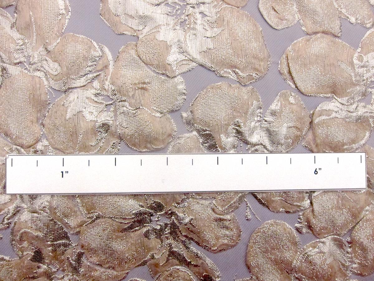 Metallic Silk Blend Cloqué2
