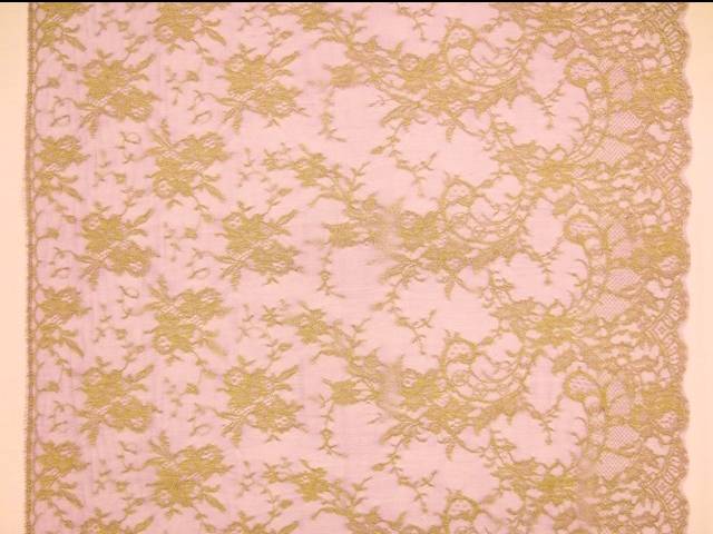 Metallic Chantilly Lace3