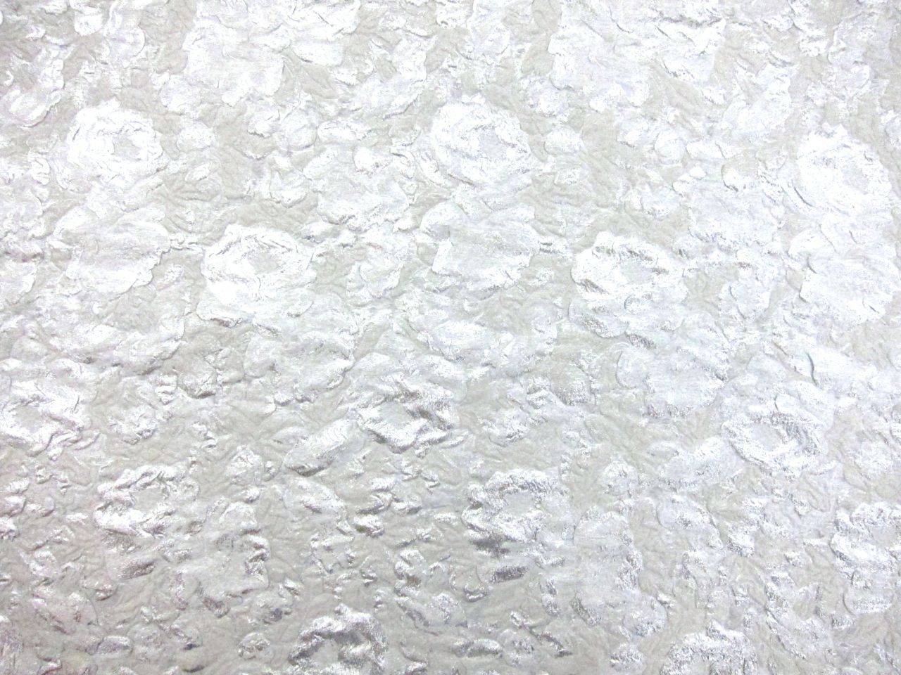 Silk Blend Metallic Cloqué0
