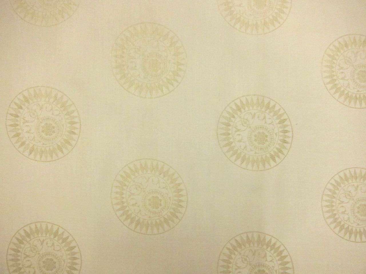 Silk Metallic Brocade0