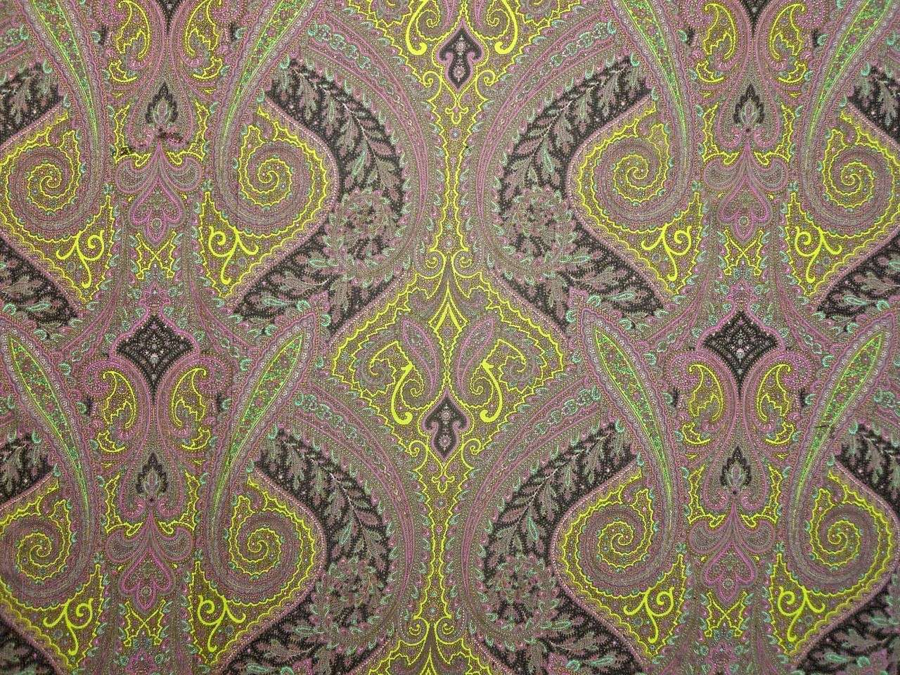 Printed Crinkle Silk Georgette0