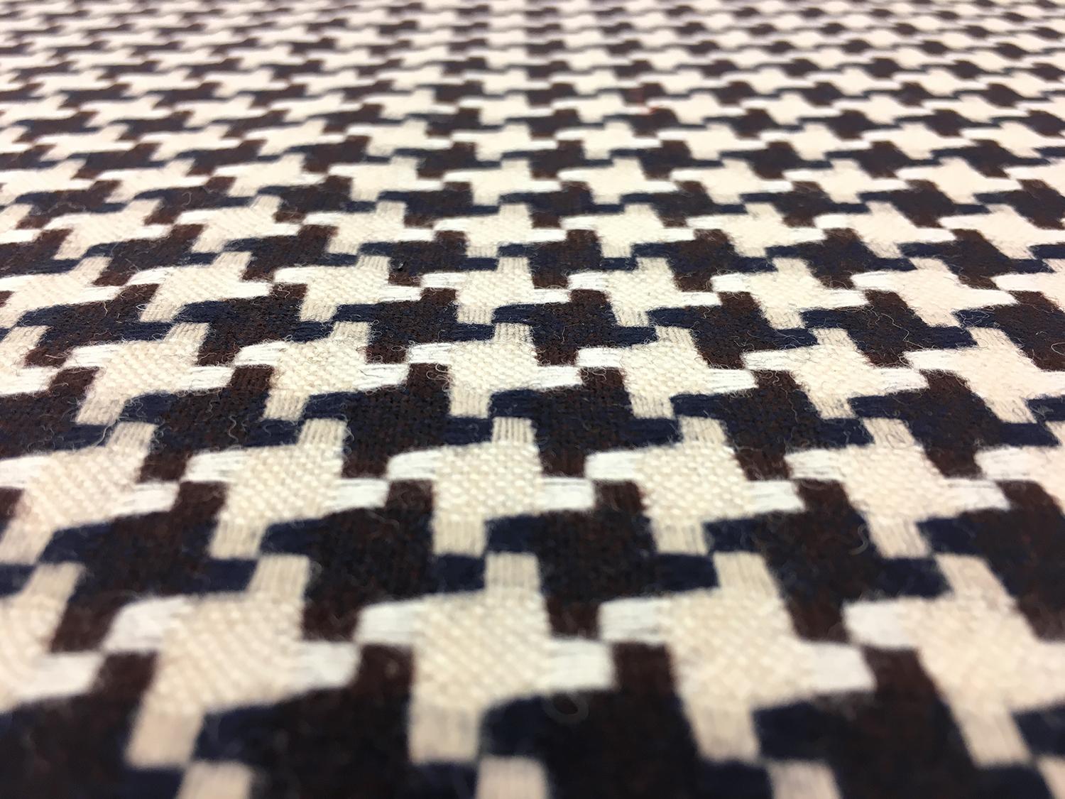 Italian Virgin Wool Novelty Houndstooth2