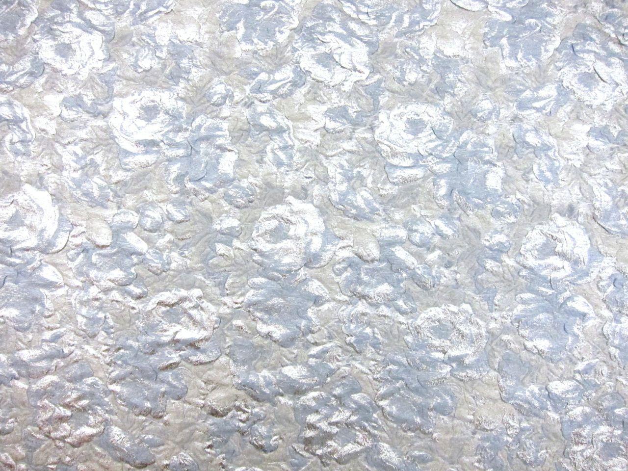 Silk Blend Metallic Cloqué