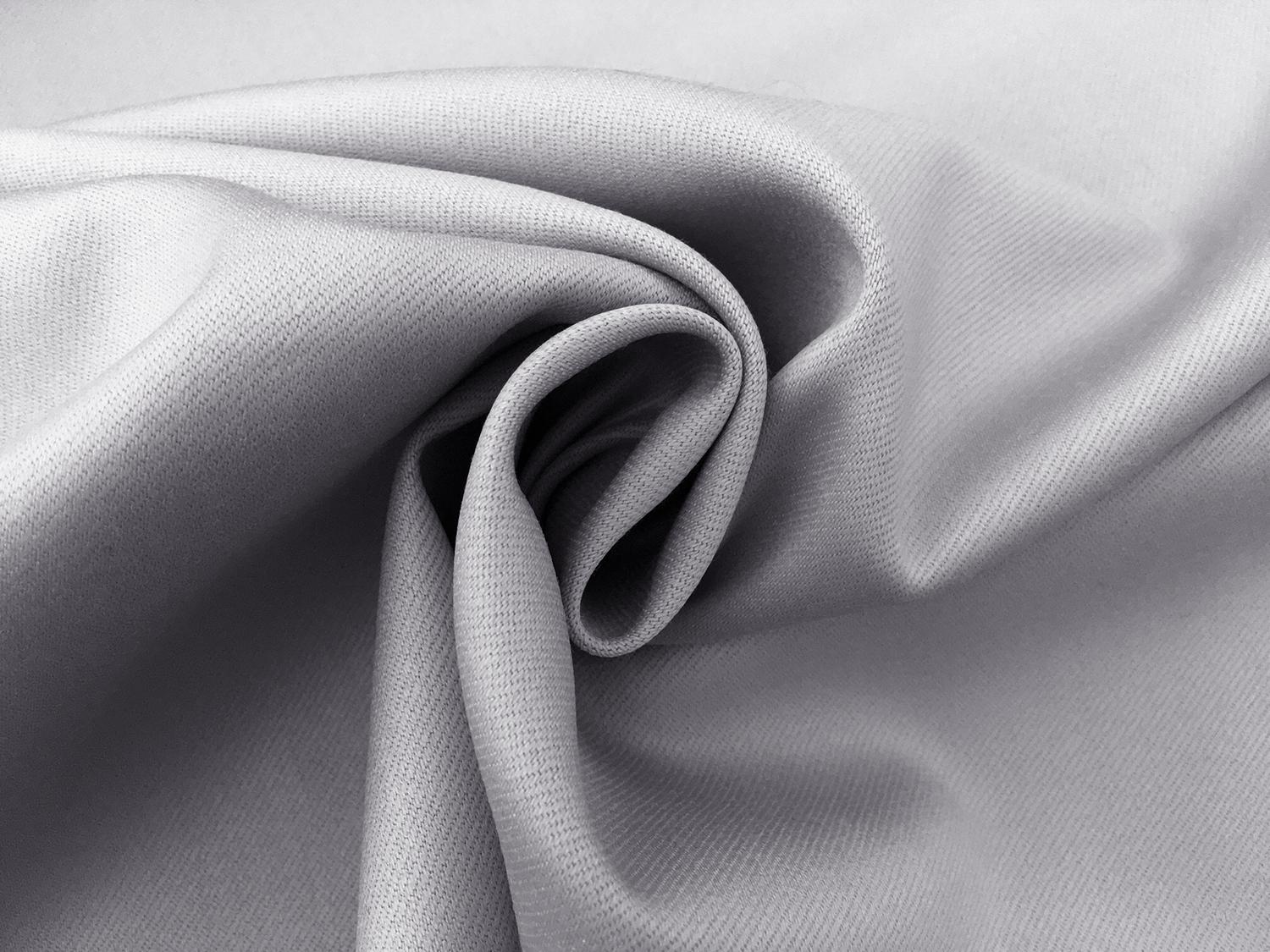 Italian Wool Satin Faille in Silver Gray1