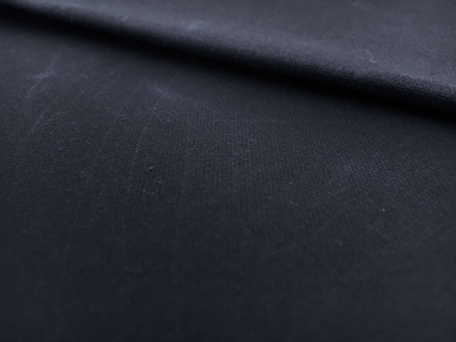 Cotton Wax Cloth in Navy0