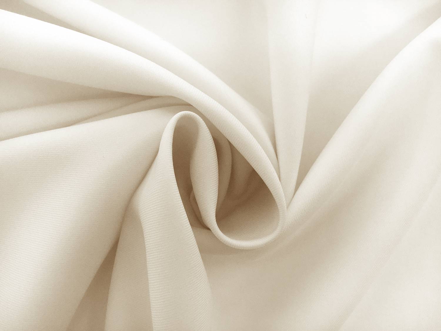Italian Stretch Wool Super 160s in Ivory1