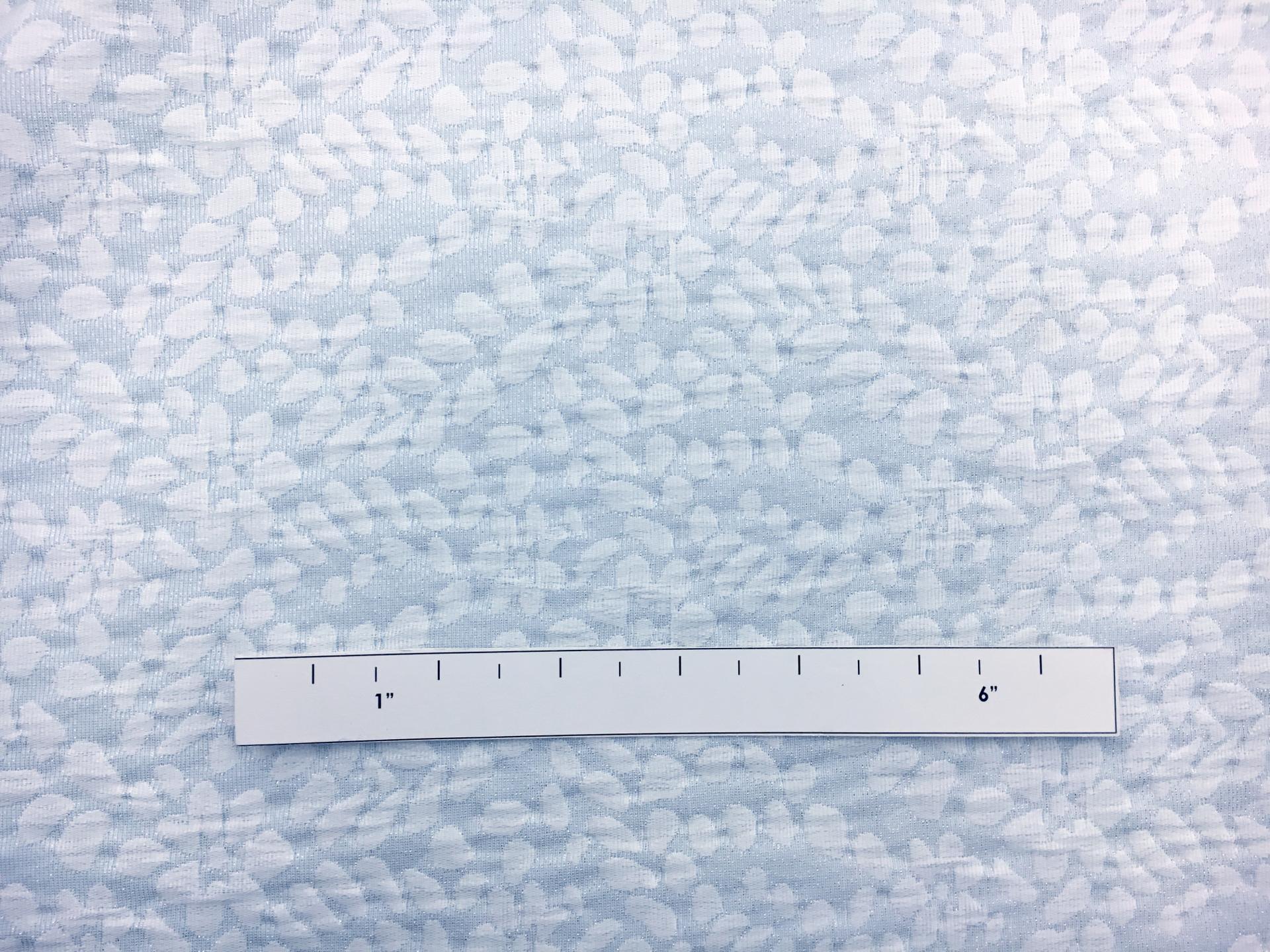 Metallic Brocade with Small Leaves1