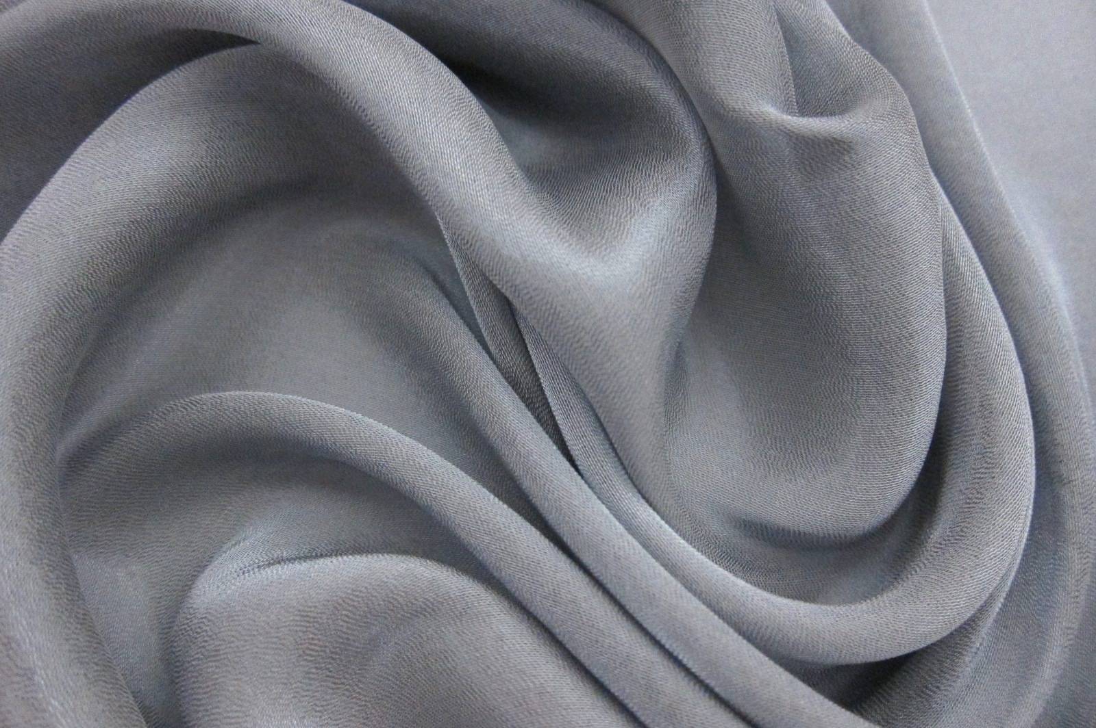 Silk Blend Liquid Lamé0