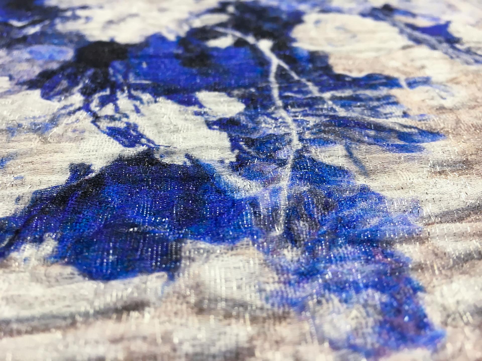 Metallic Silk Blend Matelassé with Floral Bouquets2