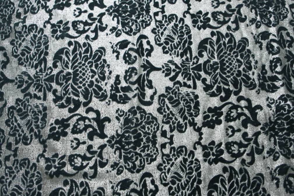 Silk Rayon Lurex BurnOut Velvet0