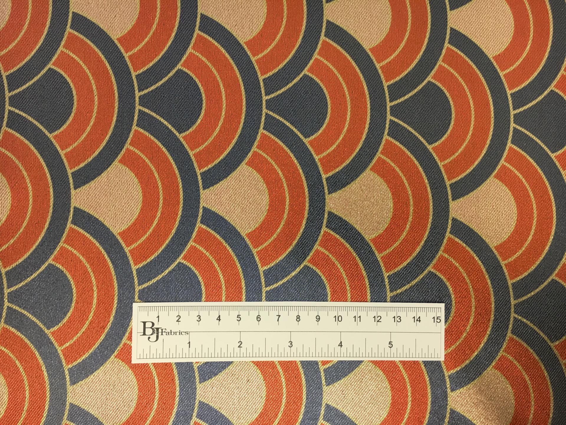 Printed Silk and Poly Blend Crepe Lamé with Repeating Waves1