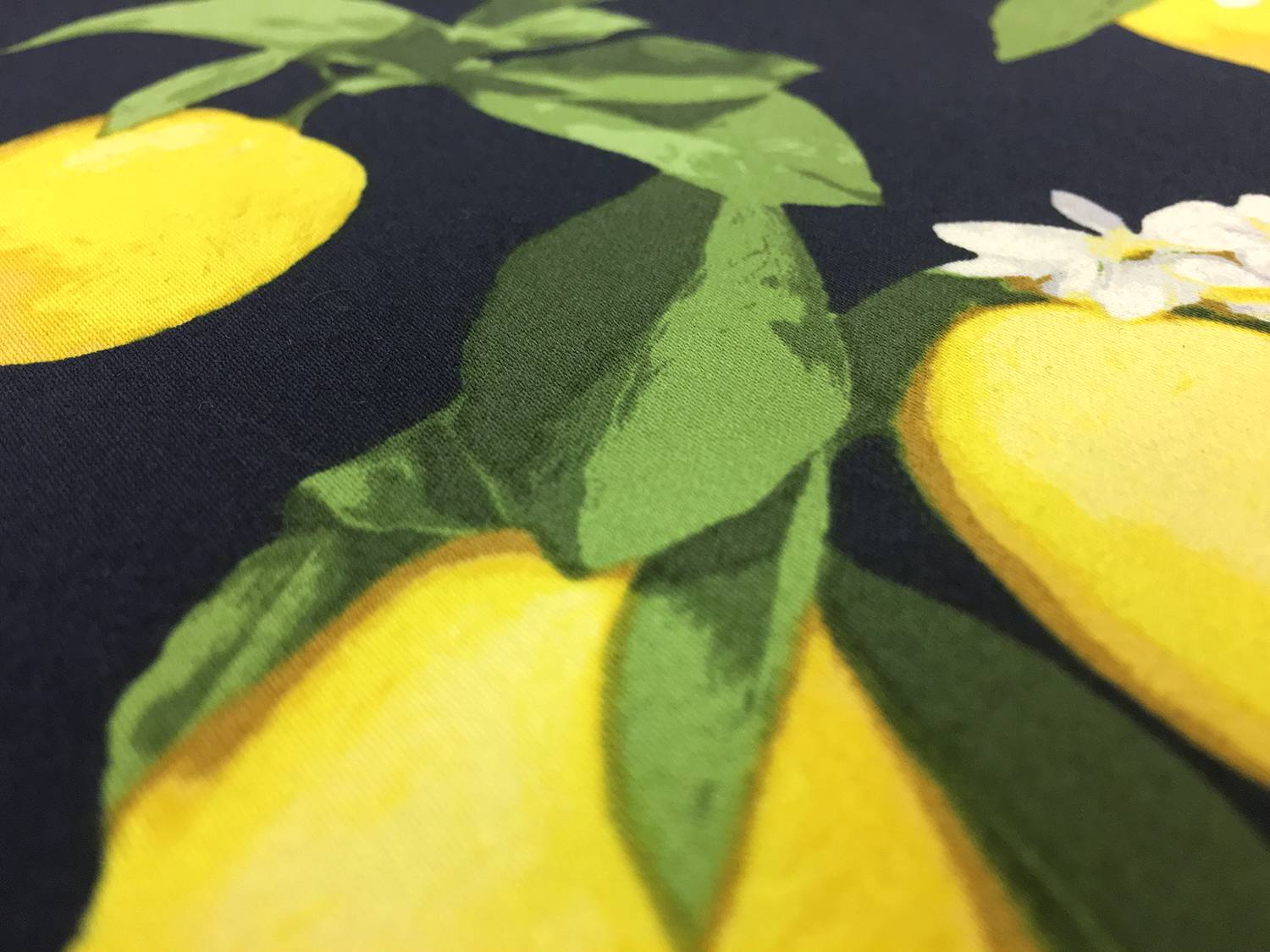 Cotton Spandex Sateen With Lemons Print2