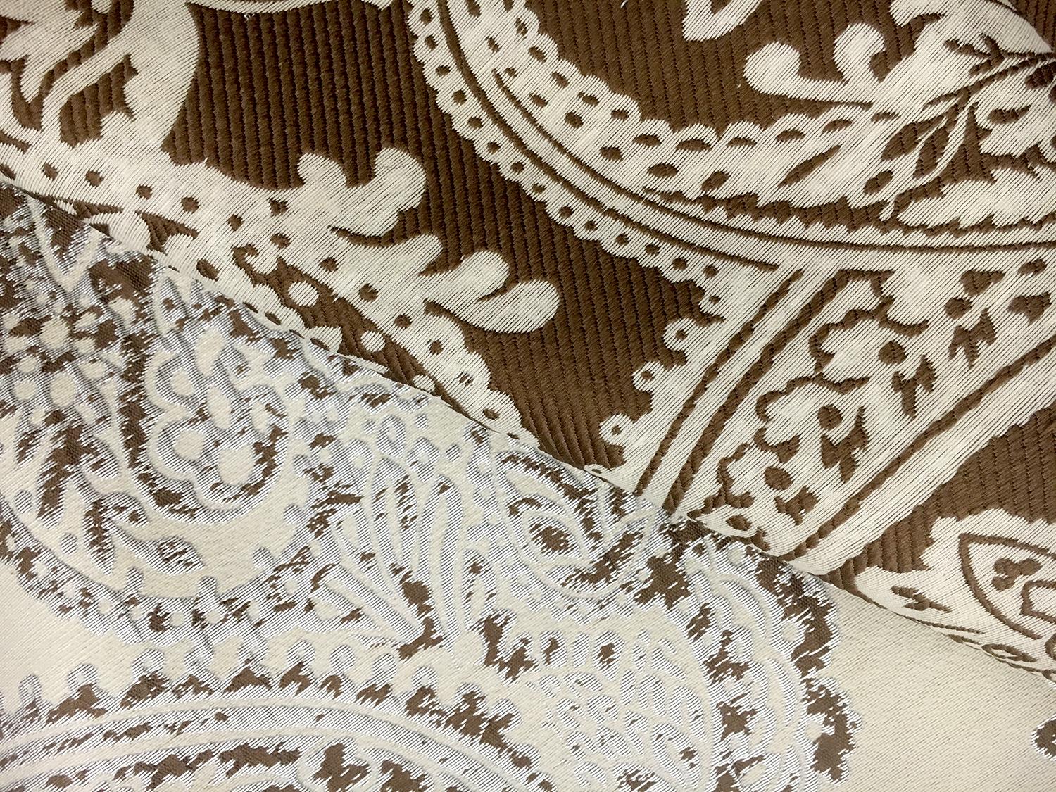 Extra Wide Doubleface Jacquard Large Paisley Pattern1