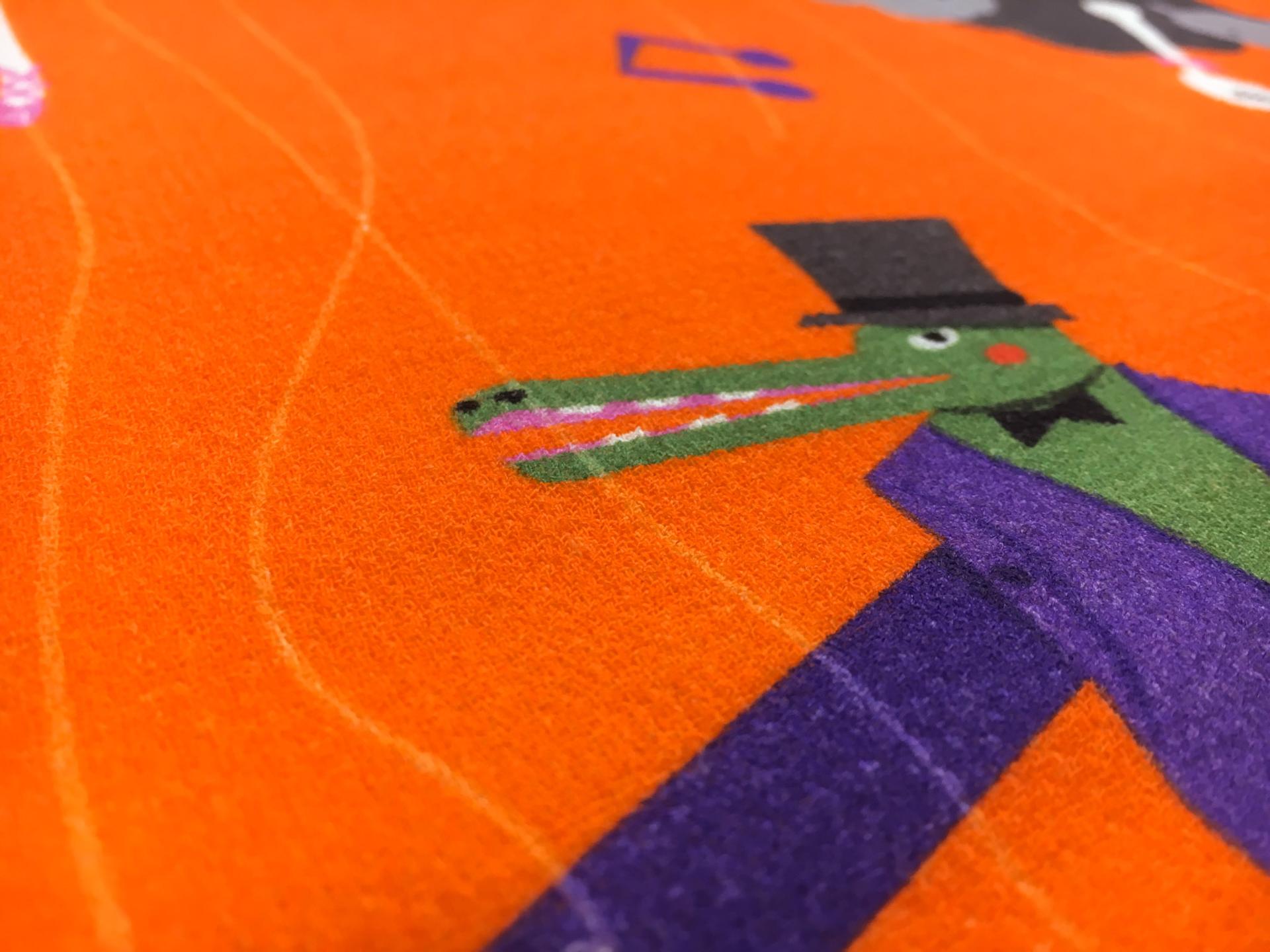 Virgin Wool Double Crepe Print with Dancing Alligators and Ostriches2