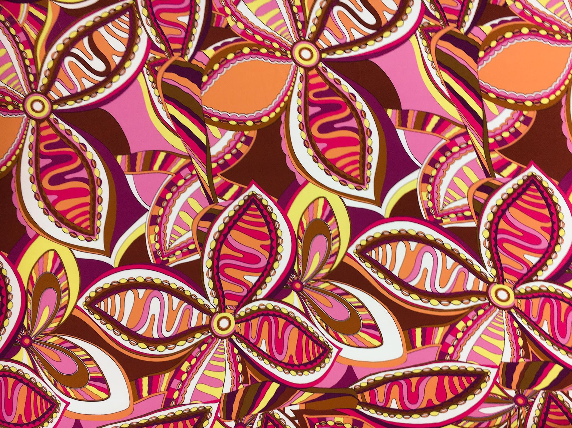 Printed 4Ply Crepe with Large Vibrant Abstract Flowers0