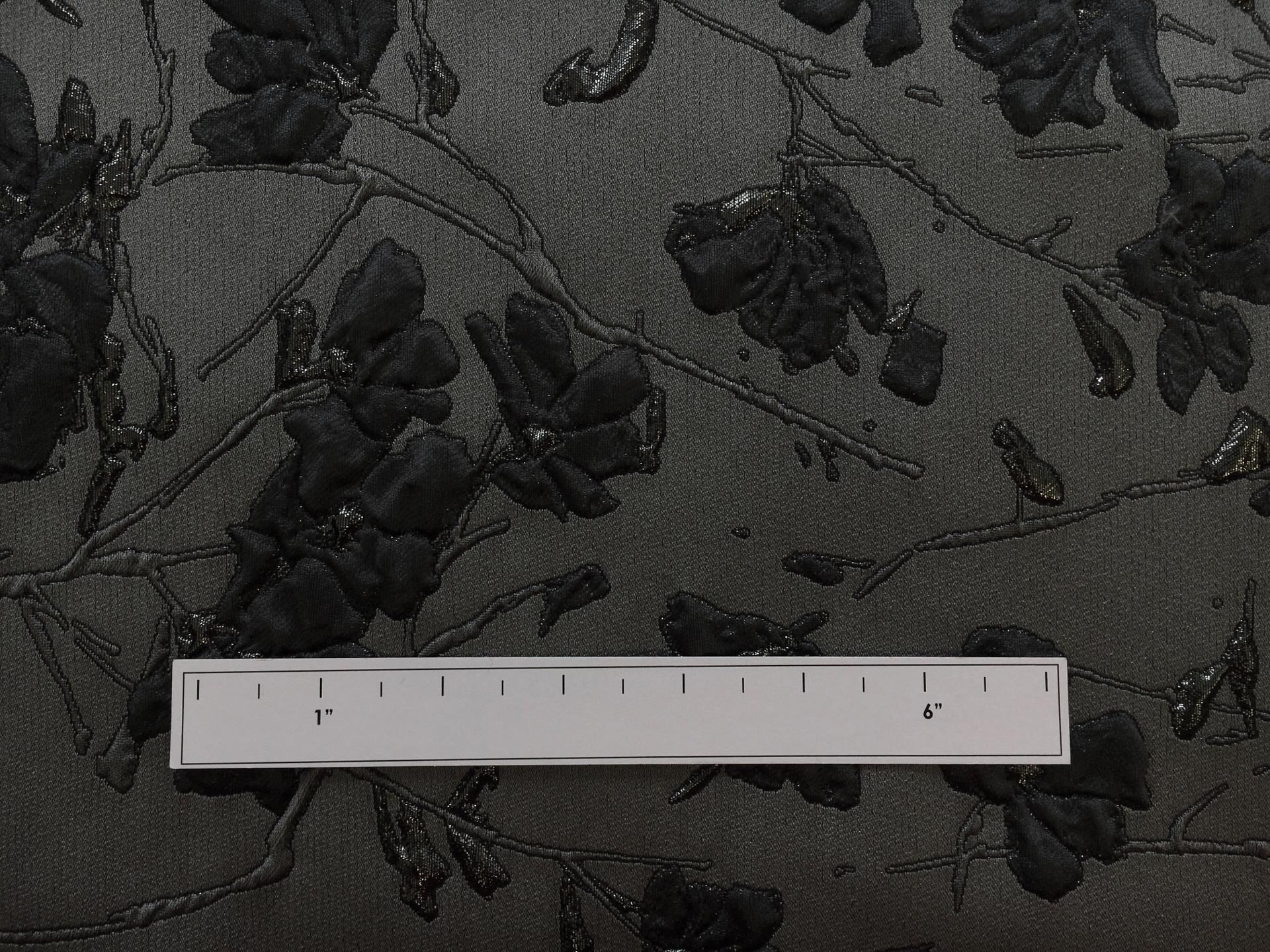 Metallic Floral Cloqué Brocade1