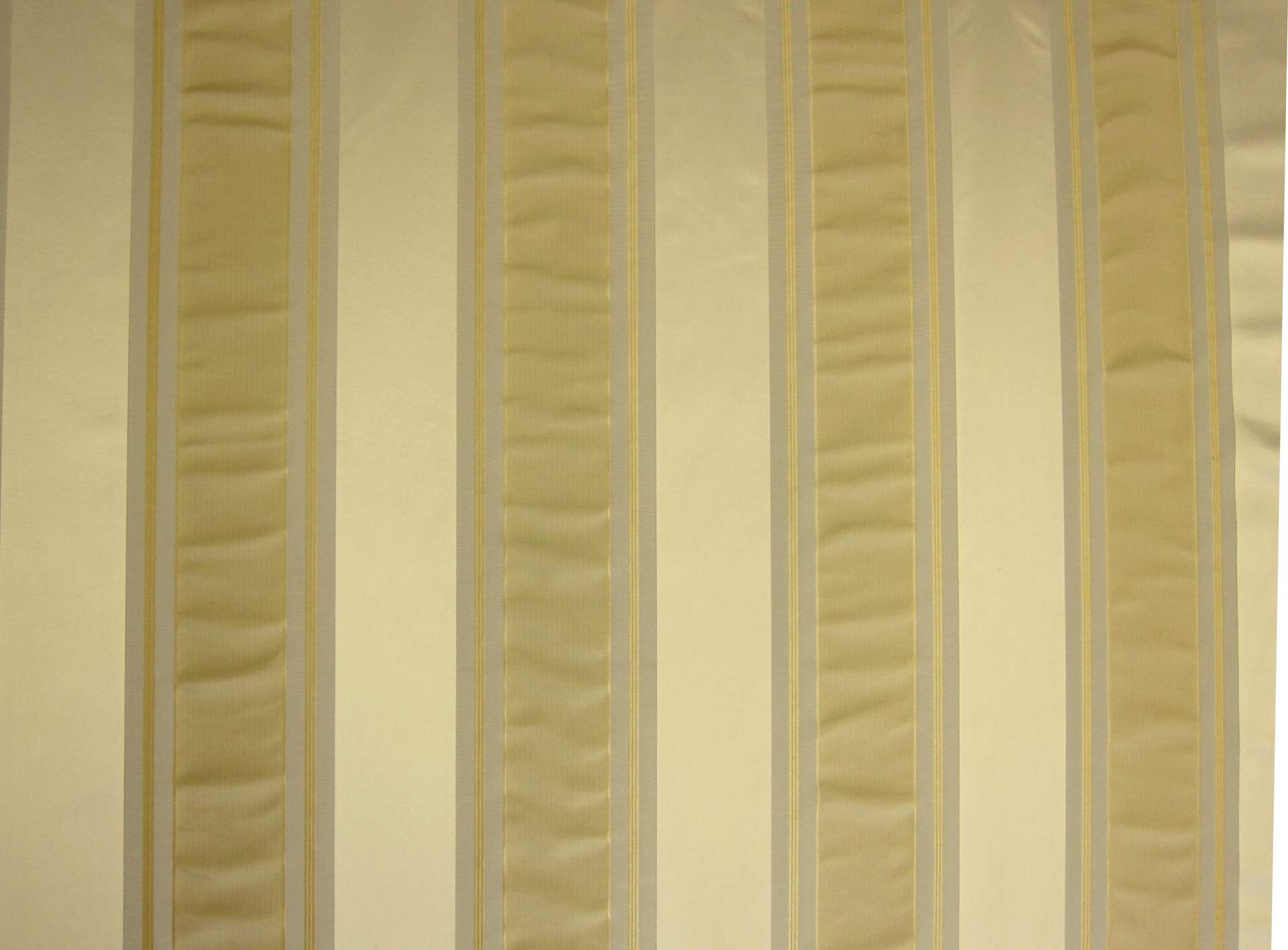 Satin Striped Heavy Silk Gros0