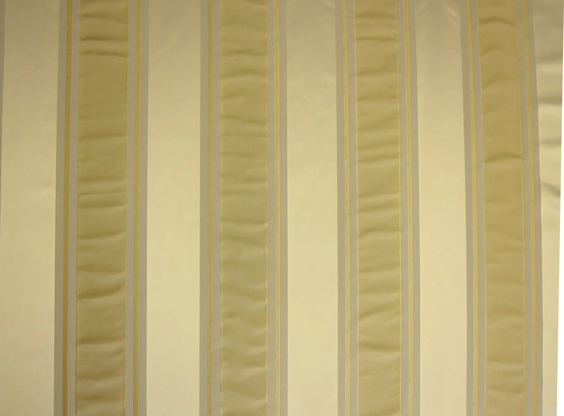 Satin Striped Heavy Silk Gros0