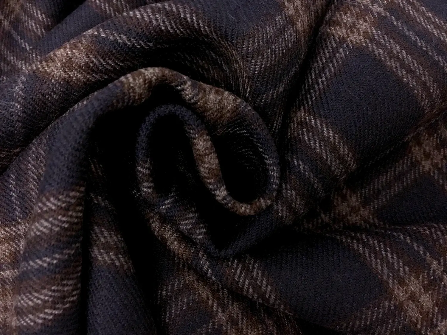 Italian Virgin Wool Tartan Plaid in Navy and Brown1