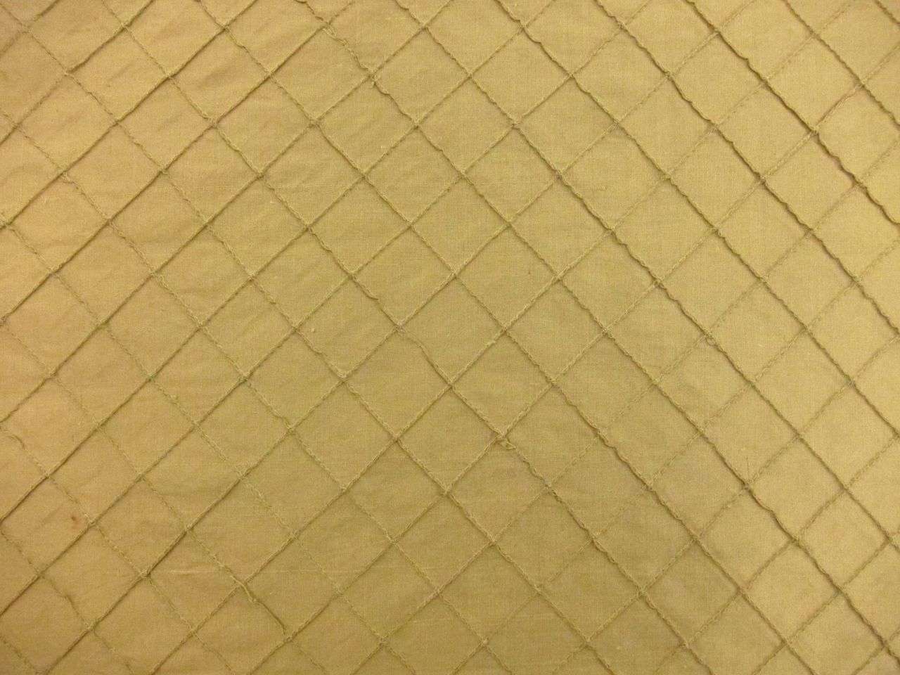 Tucked Silk Shantung0