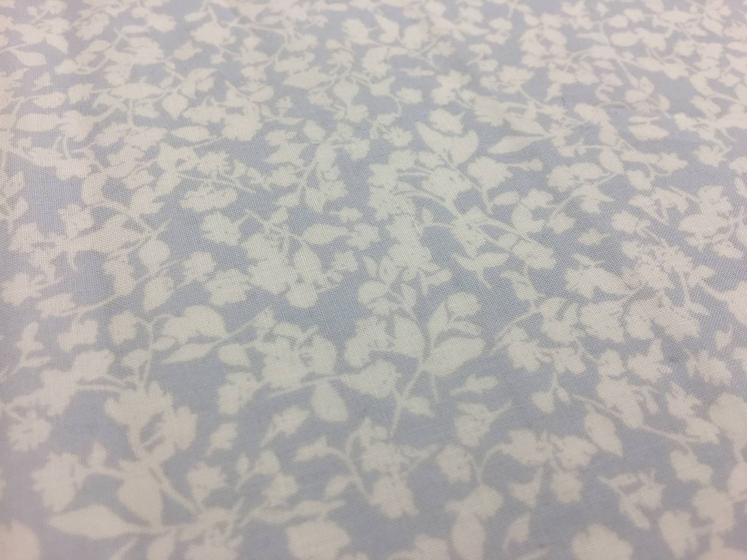 Cotton Broadcloth Print with Flowers2